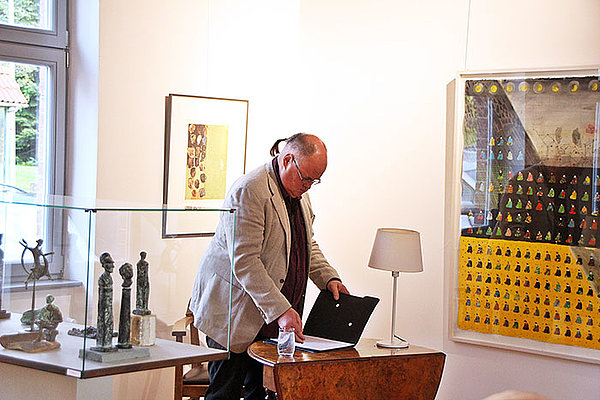 Kunsthaus Koldenhof las der Liedermacher Harald Wandel