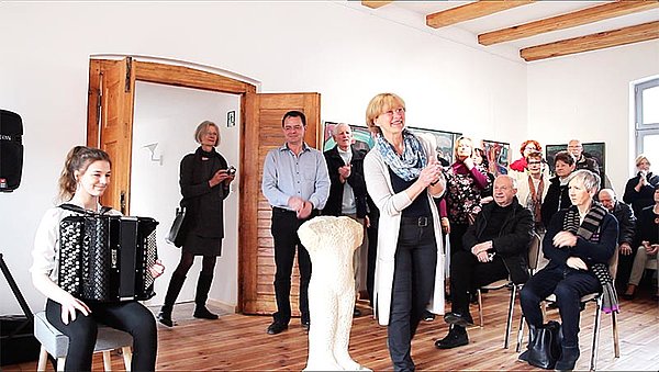 Kunsthaus Koldenhof, Ausstellung, Emerita Pansowová, Bildhauerin Antje Fretwurst-Colberg, Malerei und Friedrich-Wilhelm Fretwurst, Zeichnung