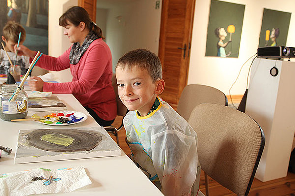 Kunsthaus Koldenhof, “Malen mit dem Maler“ mit Sven Ochsenreither Kunsthaus Koldenhof, “Malen mit dem Maler“ mit Sven Ochsenreither