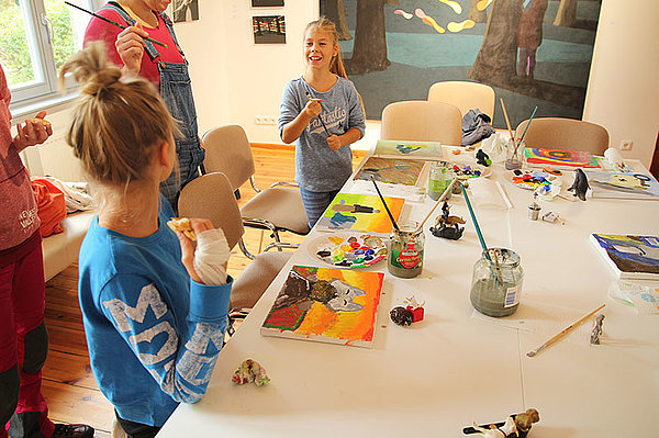 Kunsthaus Koldenhof, “Malen mit dem Maler“ mit Sven Ochsenreither Kunsthaus Koldenhof, “Malen mit dem Maler“ mit Sven Ochsenreither